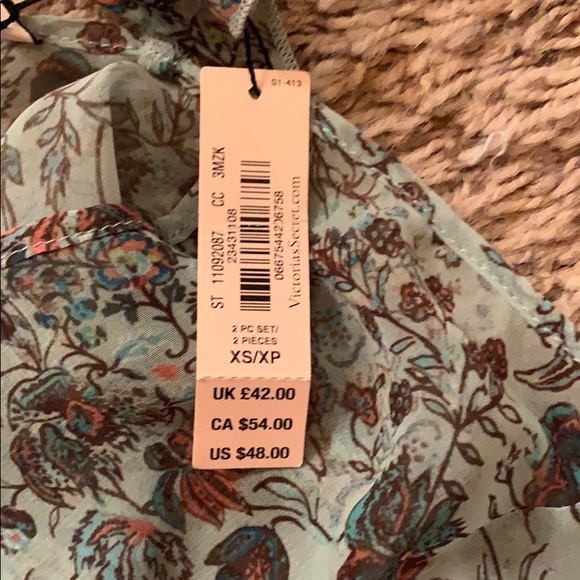 Vs top! - Picture 2 of 2